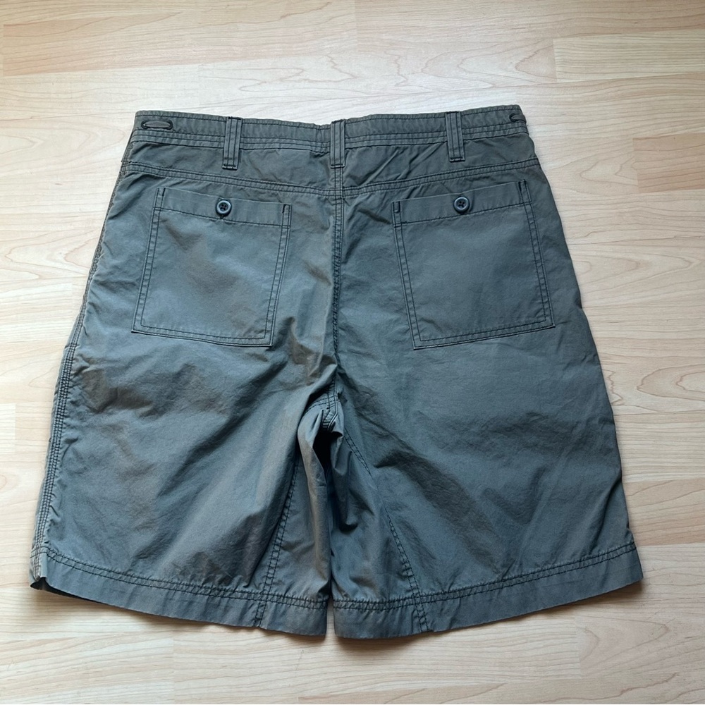 Eddie Bauer Shorts Mens Brown Flat Front Cotton Size 36 - Picture 4 of 4